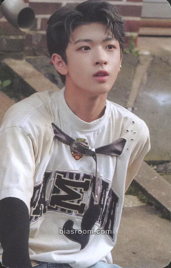 Oh Hyeontae NEW TOMORROW Photocard - FANTASY BOYS - FANTASY BOYS K-pop photocard