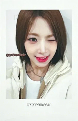 Nien Performante Photocard - tripleS - tripleS K-pop photocard