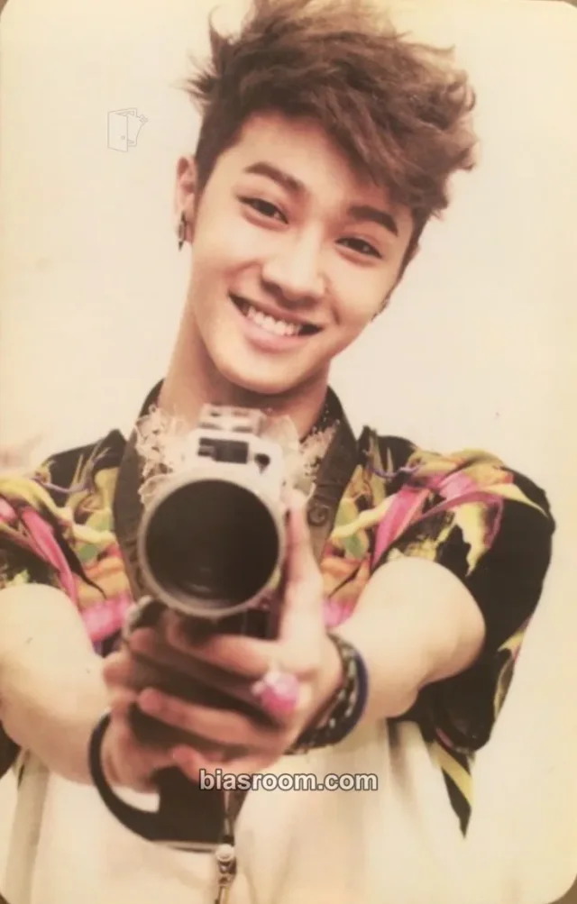 Lee Gi-kwang HIGHLIGHT Midnight Sun K-pop photocard