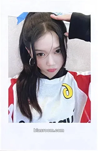 Yubin Performante Photocard - tripleS - tripleS K-pop photocard