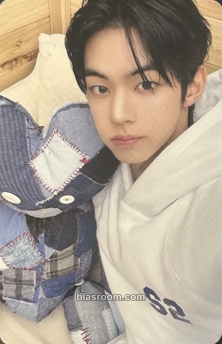 Dohoon play hard Photocard - TWS - TWS K-pop photocard