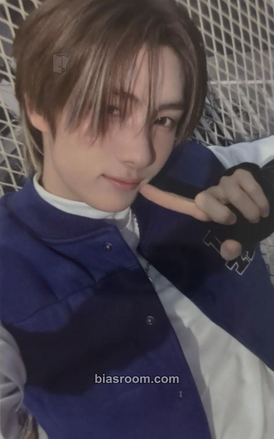 Youngjae play hard Photocard - TWS - TWS K-pop photocard