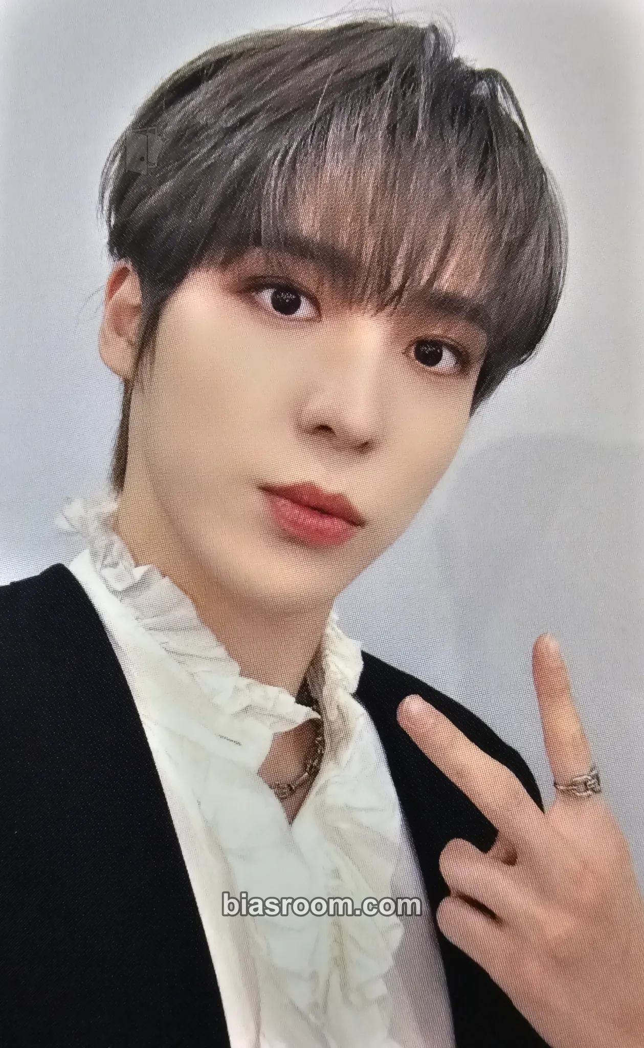 Yunho Golden Hour : Part 1 Work to Live Ver. Photocard - ATEEZ - ATEEZ K-pop photocard