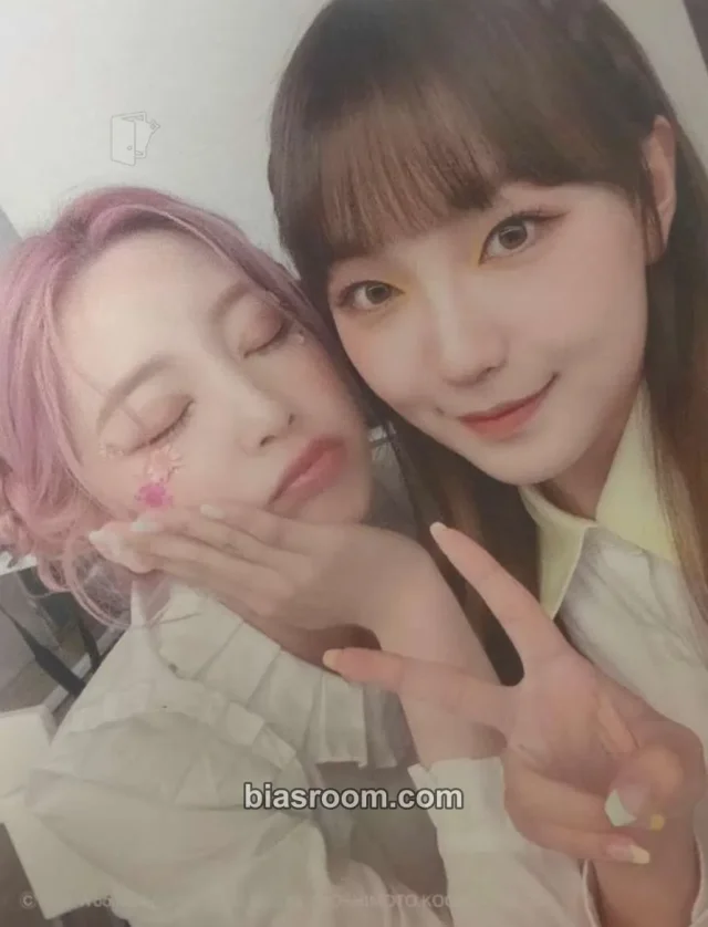 Rocket Punch - Yeonhee & Sohee - Fiore Album hmv japan trading card
