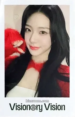 Xinyu Performante Photocard - tripleS - tripleS K-pop photocard