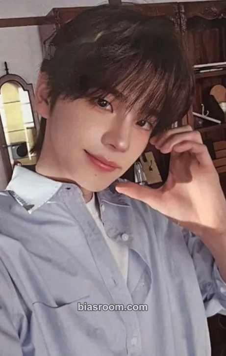 Shinyu Nice to see you again Photocard - TWS - TWS K-pop photocard