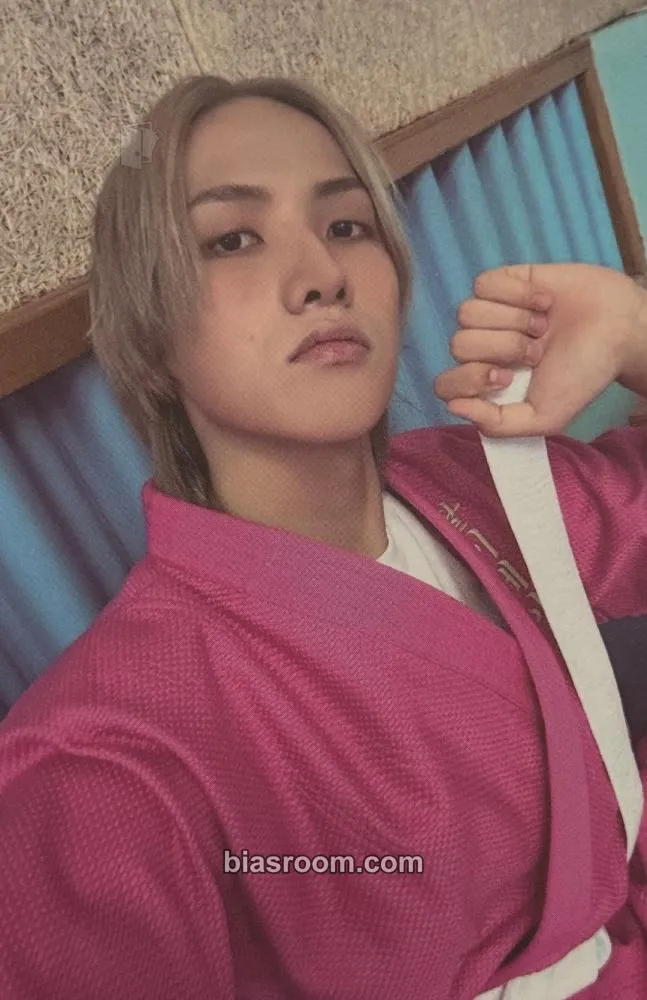 Seongil X-82 Photocard - 82Major - 82Major K-pop photocard
