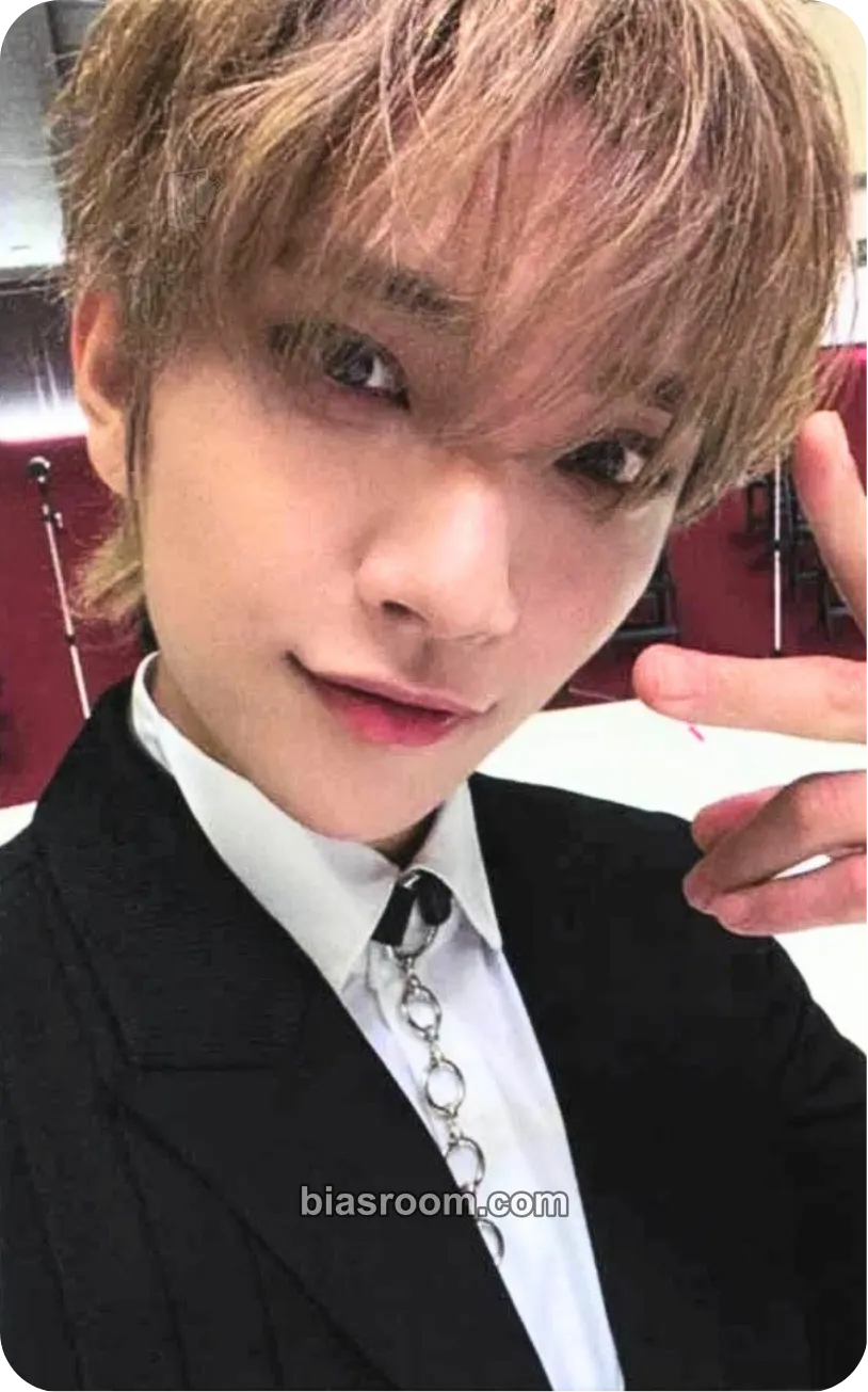 Joshua 17 IS RIGHT HERE Photocard - SEVENTEEN - SEVENTEEN K-pop photocard