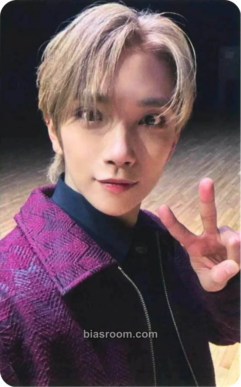 Joshua 17 IS RIGHT HERE Photocard - SEVENTEEN - SEVENTEEN K-pop photocard