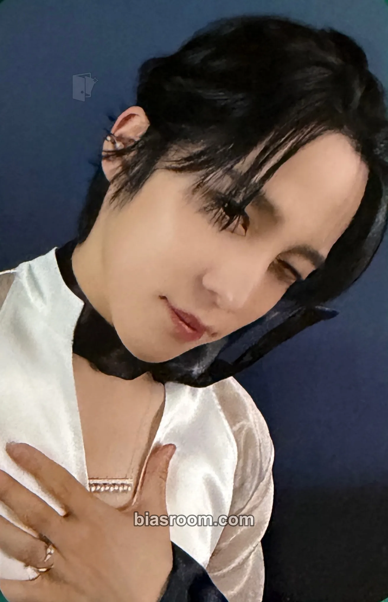 Yunho GOLDEN HOUR : Part.4 Photocard - ATEEZ - ATEEZ K-pop photocard
