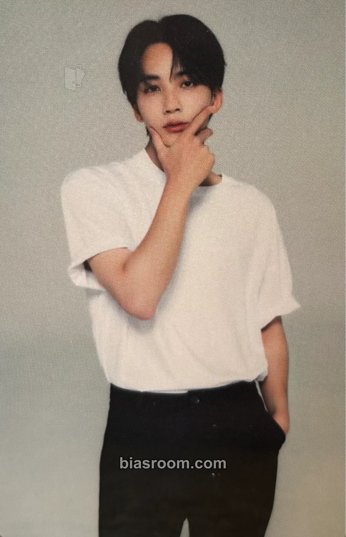 Jeonghan 17 IS RIGHT HERE Photocard - SEVENTEEN - SEVENTEEN K-pop photocard