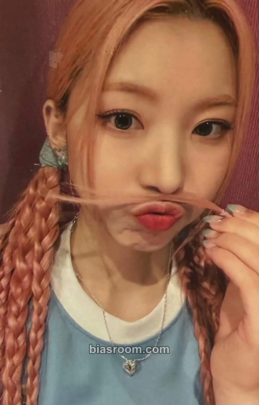 Youi Secondary Page Photocard - DreamNote - DreamNote K-pop photocard