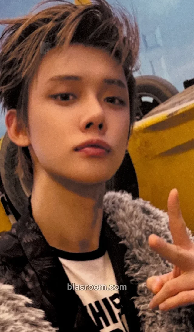 TOMORROW X TOGETHER - Yeonjun - 7TH YEAR: A Moment of Stillness in the Thorns Album lucky draw