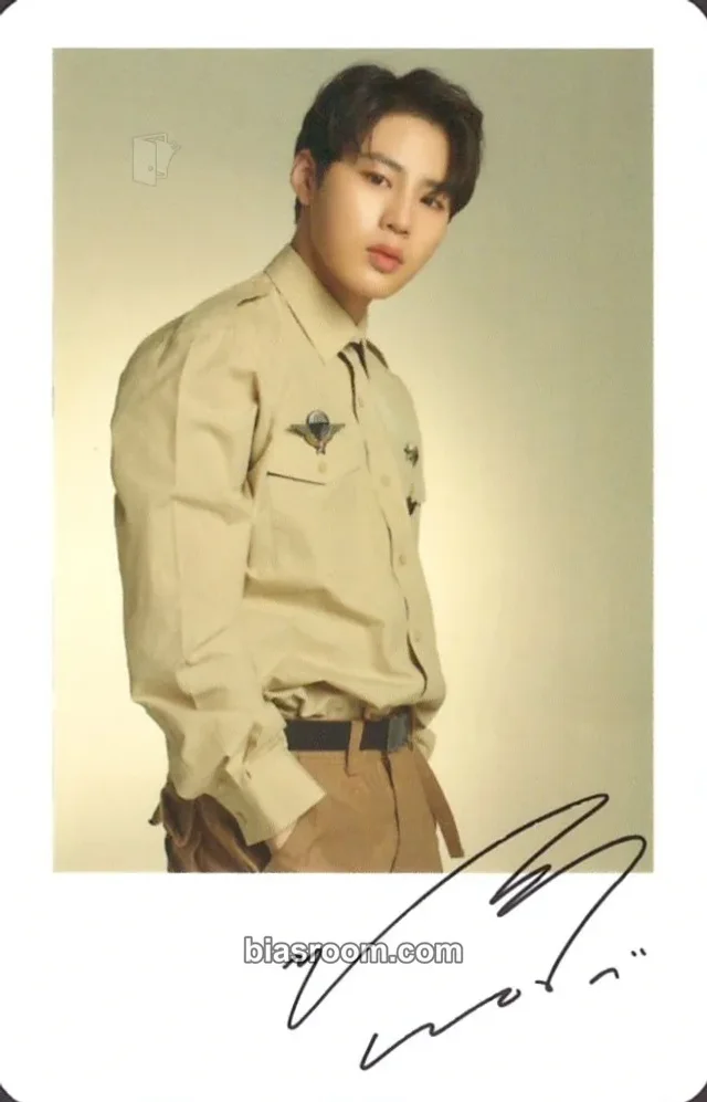 Wanna One - Ha Sung Woon - ONE : THE WORLD Event polaroid tour merch
