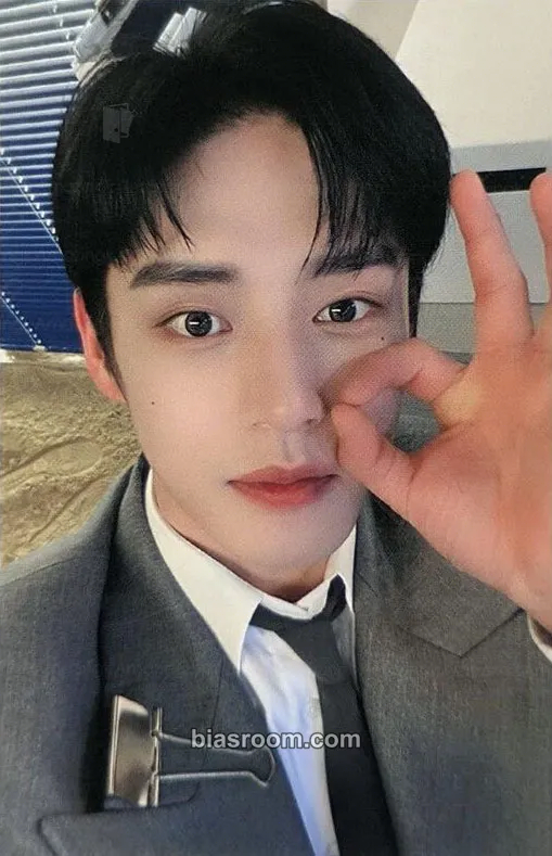 Jiwoong You Had Me at Hello Photocard - ZEROBASEONE - ZEROBASEONE K-pop photocard