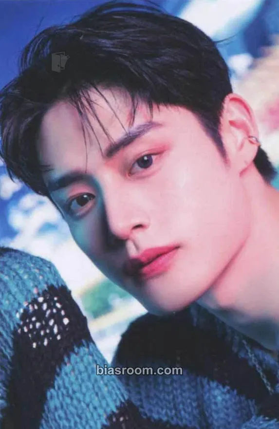 Jiwoong You Had Me at Hello Photocard - ZEROBASEONE - ZEROBASEONE K-pop photocard