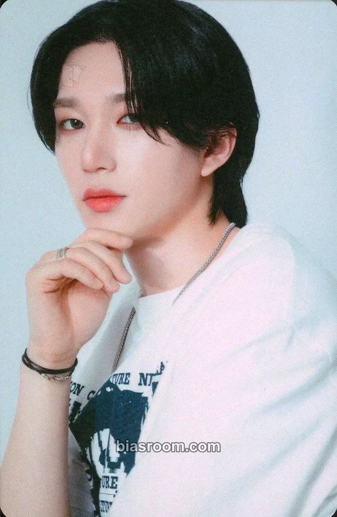 Theo LOVE & P1ECE: THE BEST OF P1HARMONY Photocard - P1Harmony - P1Harmony K-pop photocard