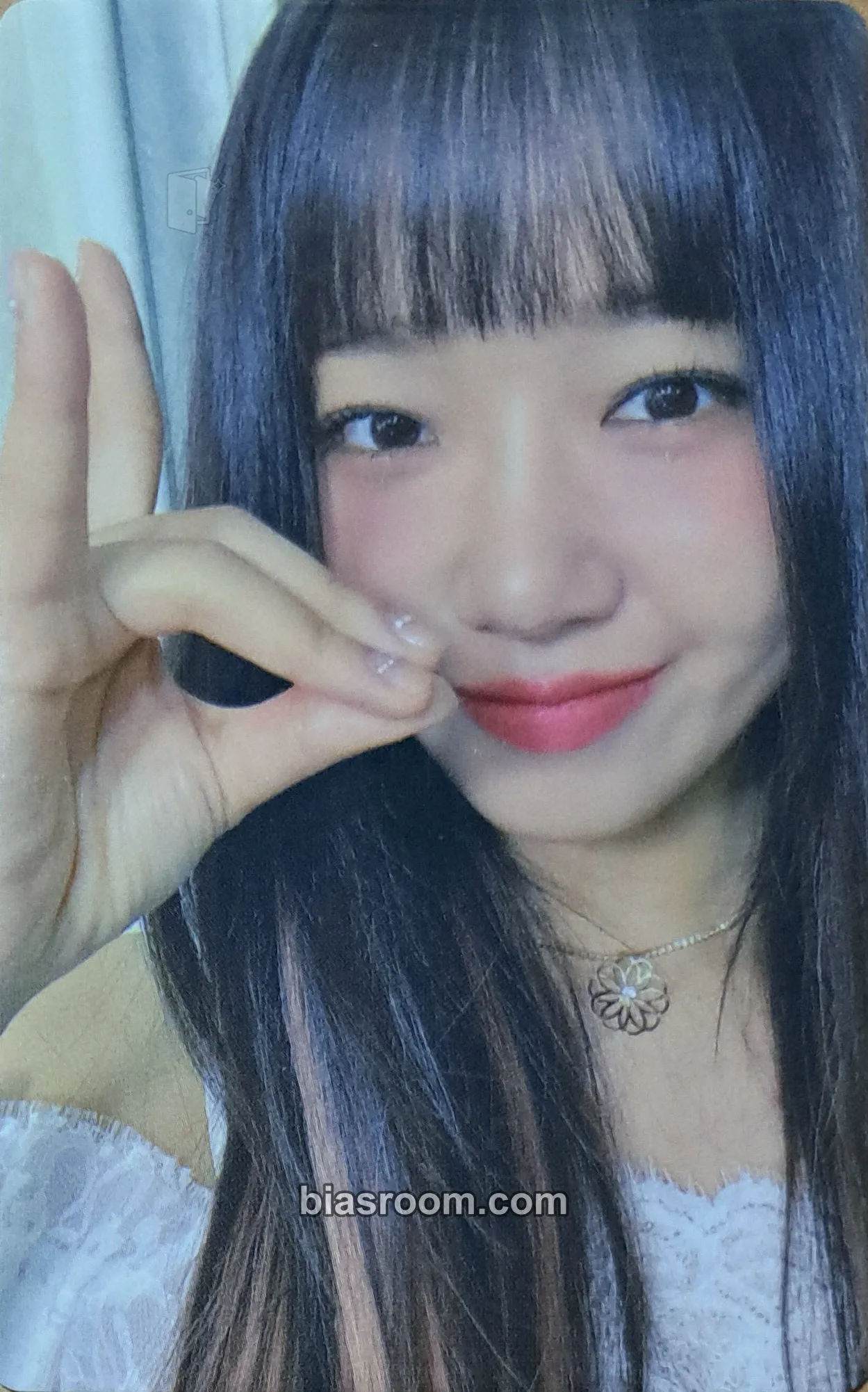 Choi Yoojung I AM ME Photocard - Weki Meki - Weki Meki K-pop photocard