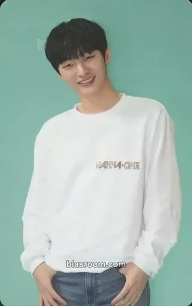 Wanna One - Jisung - 2019 Season's Greetings Other first press only season's greetings