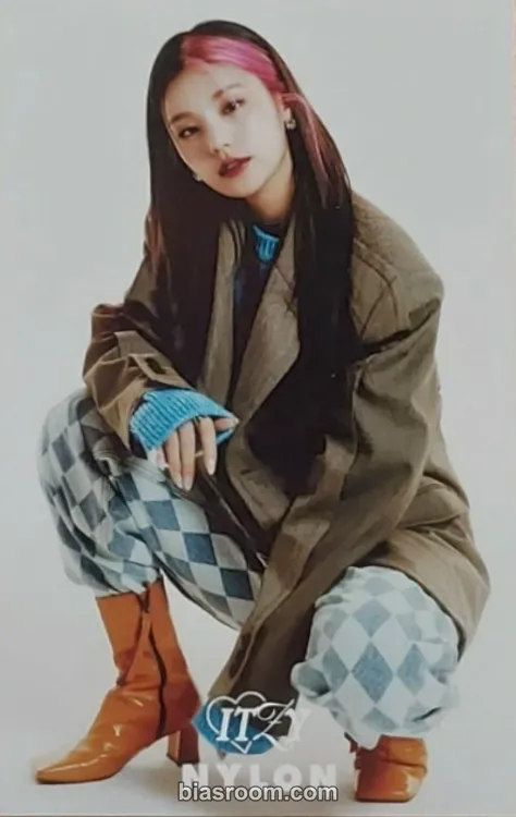 Yeji ITZY X Nylon Japan February 2022 Photocard - ITZY - ITZY K-pop photocard