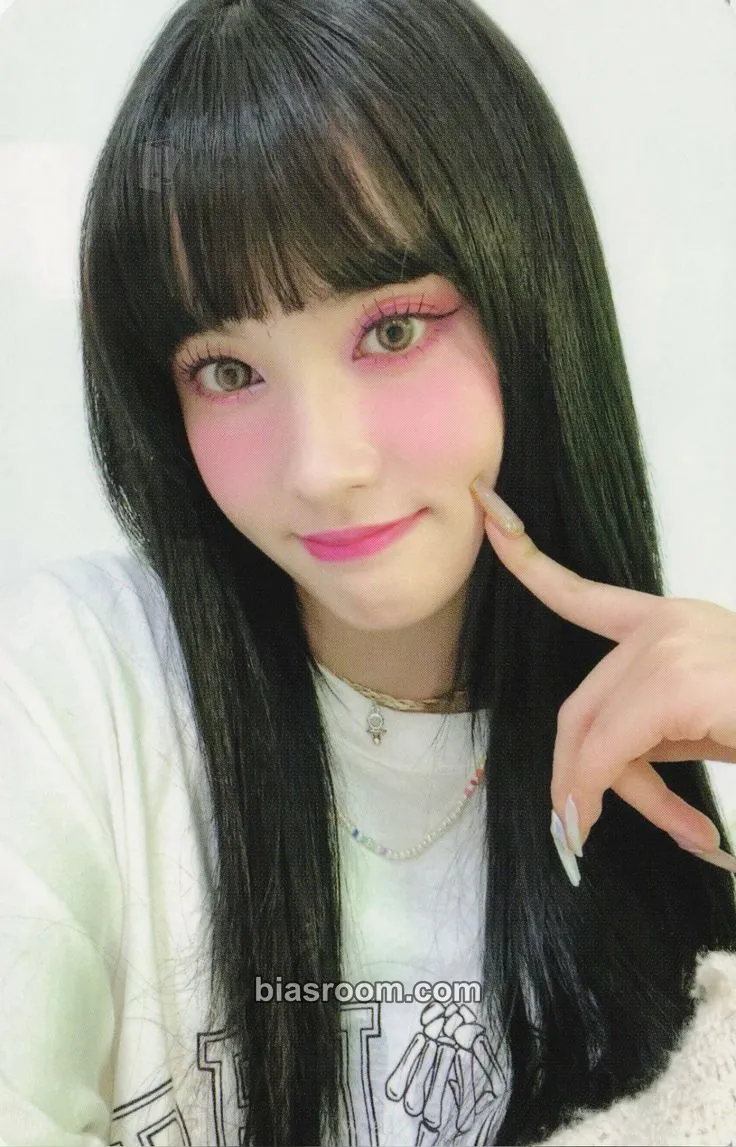 Yoon POPPY Photocard - STAYC - STAYC K-pop photocard