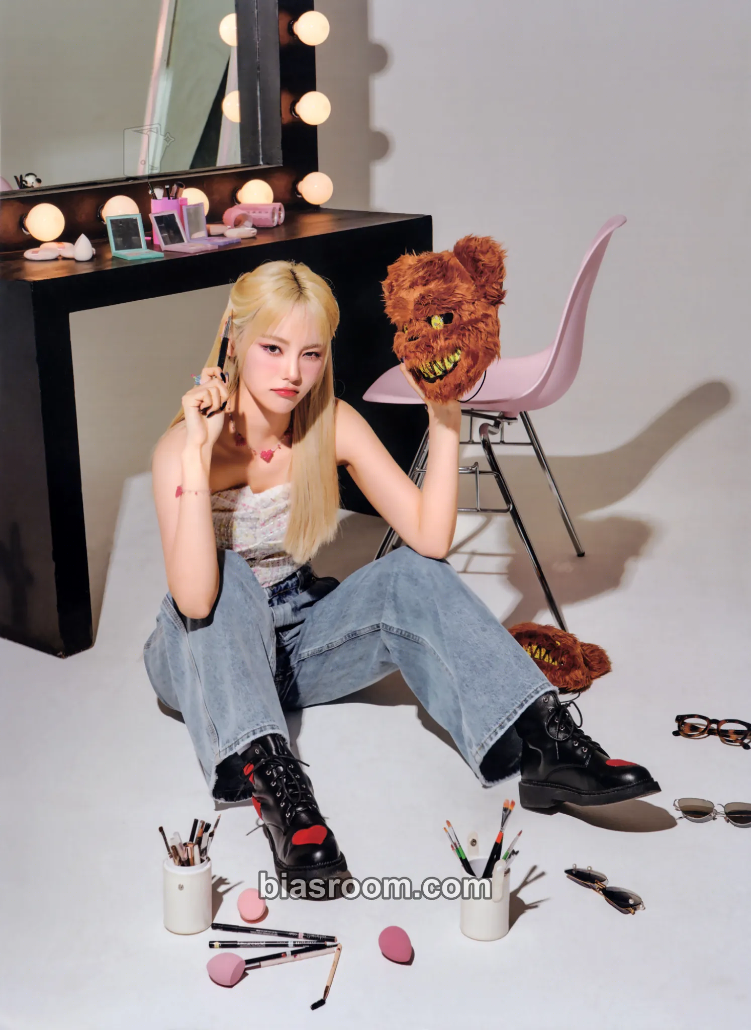 JinSoul LOOK:NA Hobbyplanet: Season 1 MD Photocard - LOONA - LOONA K-pop photocard