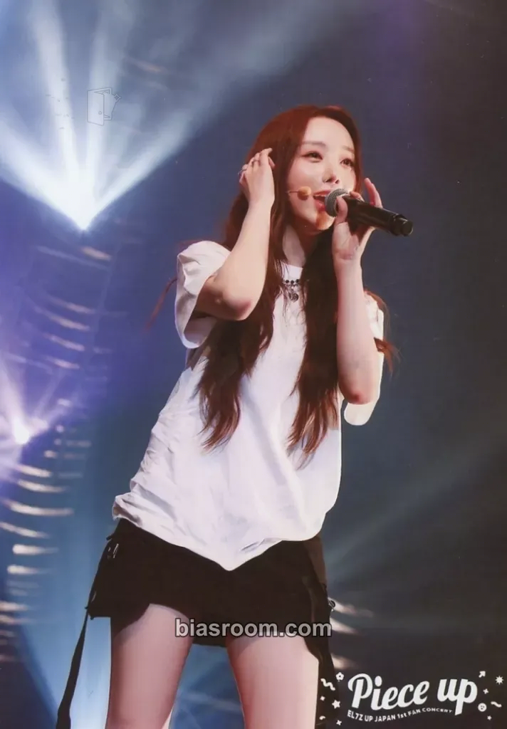 Kim Jiyeon (Kei) Japan 1st Fan Concert 'Piece Up' Photocard - EL7Z UP - EL7Z UP K-pop photocard