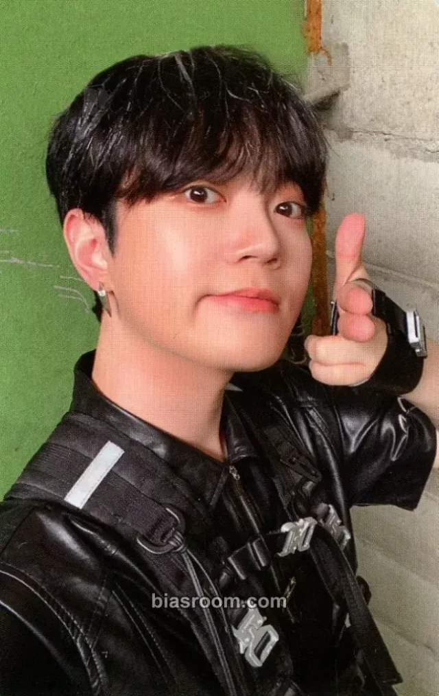 UP10TION - Bit-to - Code Name: Arrow Album love scope version album photocard