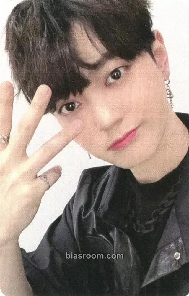 UP10TION - Bit-to - Light Up Album album photocard light hunter version
