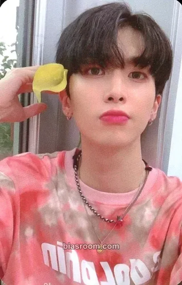 UP10TION - Xiao - The Moment of Illusion Album album photocard moment version