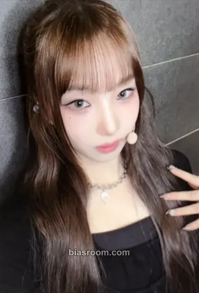 Hayeon Whosfan Official Themed Cafe Photocard - tripleS - tripleS K-pop photocard