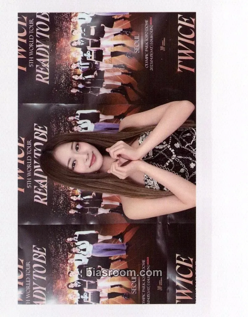Tzuyu 5th World Tour Ready To Be in Seoul DVD Photocard - TWICE - TWICE K-pop photocard
