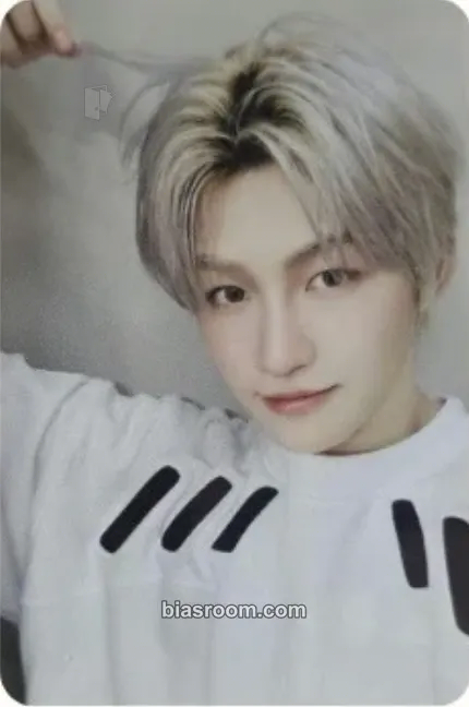 Jihoon play hard Photocard - TWS - TWS K-pop photocard