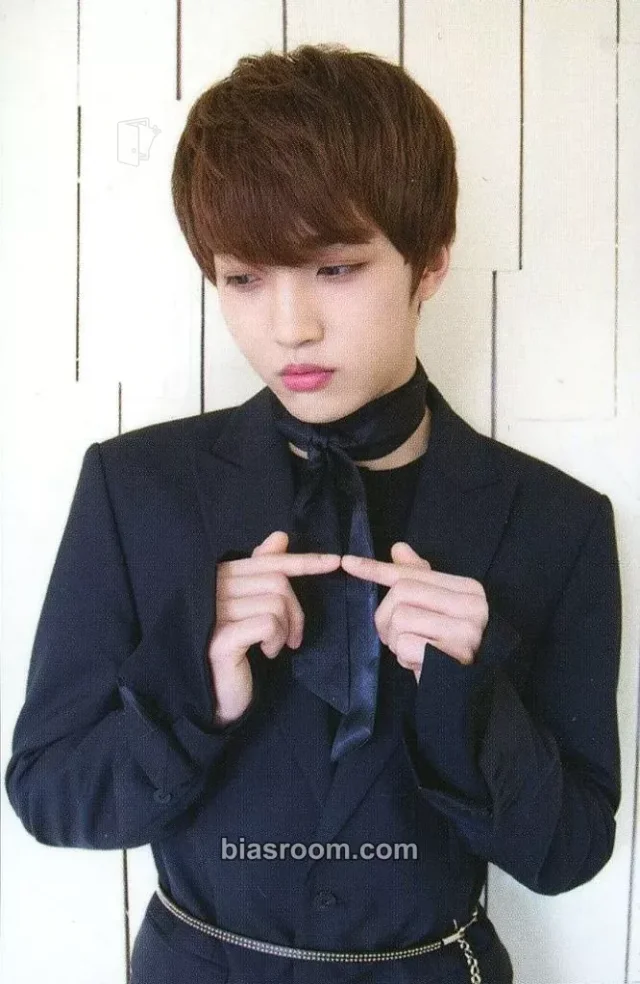 UP10TION - Sunyoul - Invitation Album album photocard