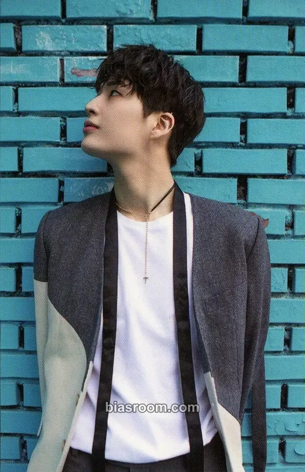 Kogyeol Invitation Photocard - UP10TION - UP10TION K-pop photocard