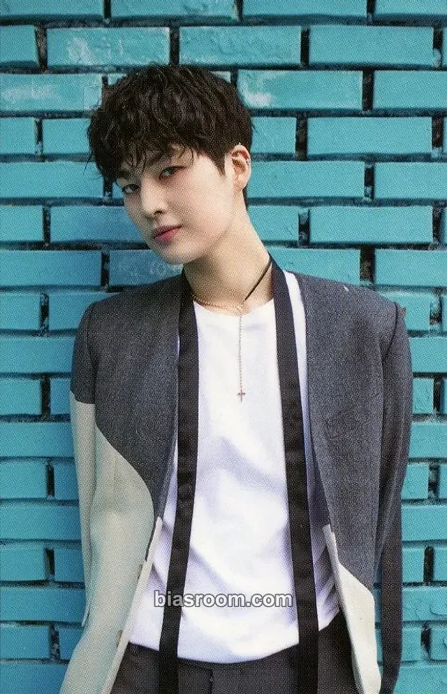 UP10TION - Kogyeol - Invitation Album album photocard key card puzzle version