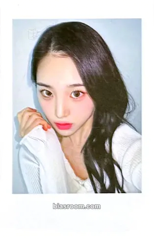 Jiyeon Performante Photocard - tripleS - tripleS K-pop photocard