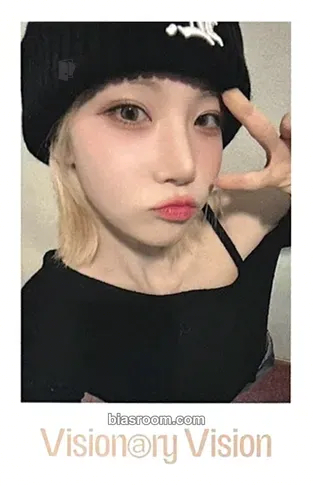 Nakyoung Performante Photocard - tripleS - tripleS K-pop photocard
