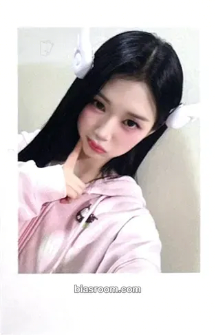 Yubin Performante Photocard - tripleS - tripleS K-pop photocard