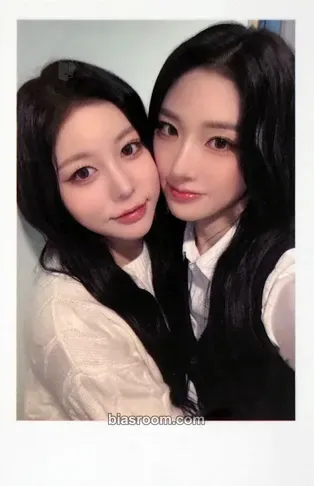 Performante Photocard - tripleS - tripleS K-pop photocard