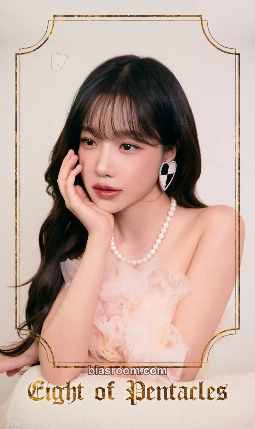 Jo Yuri Jo Yuri x hellobot The 2nd Mini Album: LOVE ALL Photocard - Jo Yuri K-pop photocard