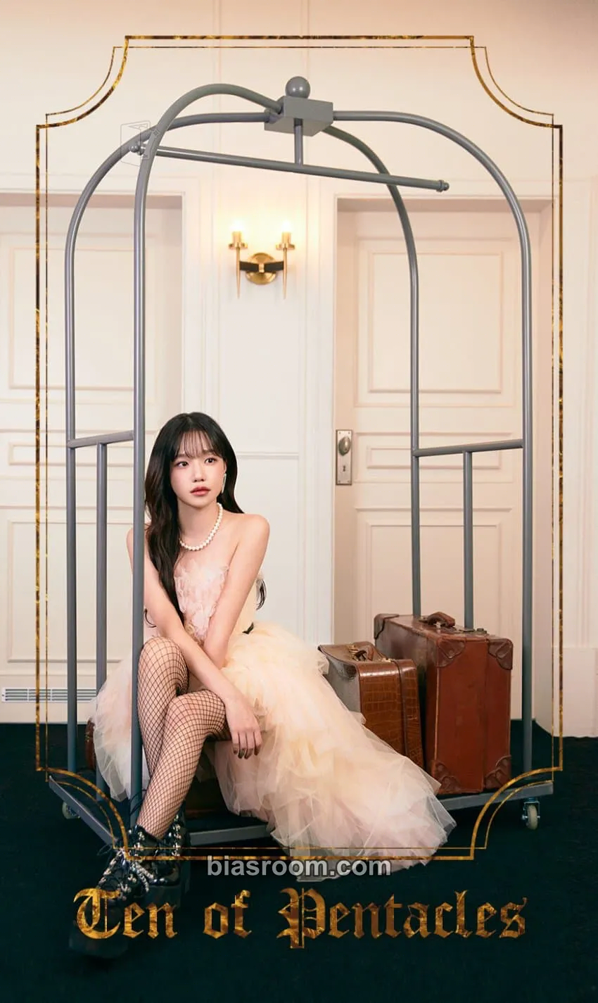 Jo Yuri Jo Yuri x hellobot The 2nd Mini Album: LOVE ALL Photocard - Jo Yuri K-pop photocard