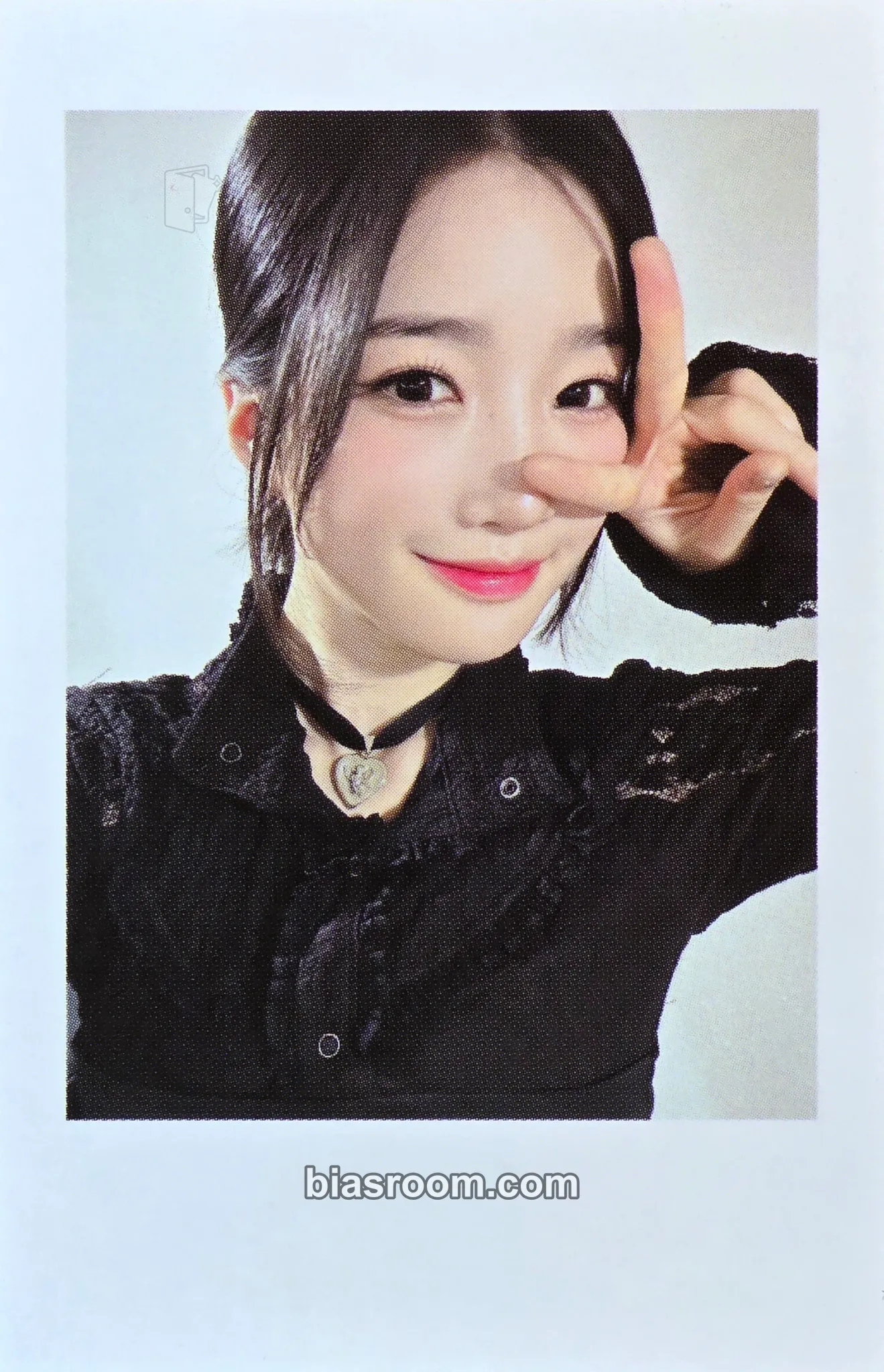 Yooyeon Performante Photocard - tripleS - tripleS K-pop photocard