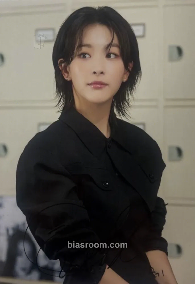 Seulgi Red Velvet Happiness Diary: My Dear, ReVe1uv In Cinemas Photocard - Red Velvet - Red Velvet K-pop photocard