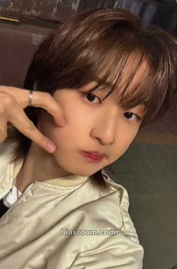 Keiten The First Wave Photocard - hrtz.wav - hrtz.wav K-pop photocard