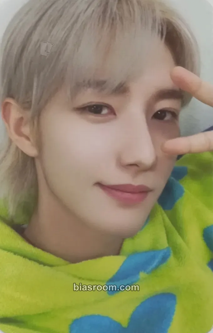 Renjun NCT NATION: To The World Photocard - NCT - NCT K-pop photocard