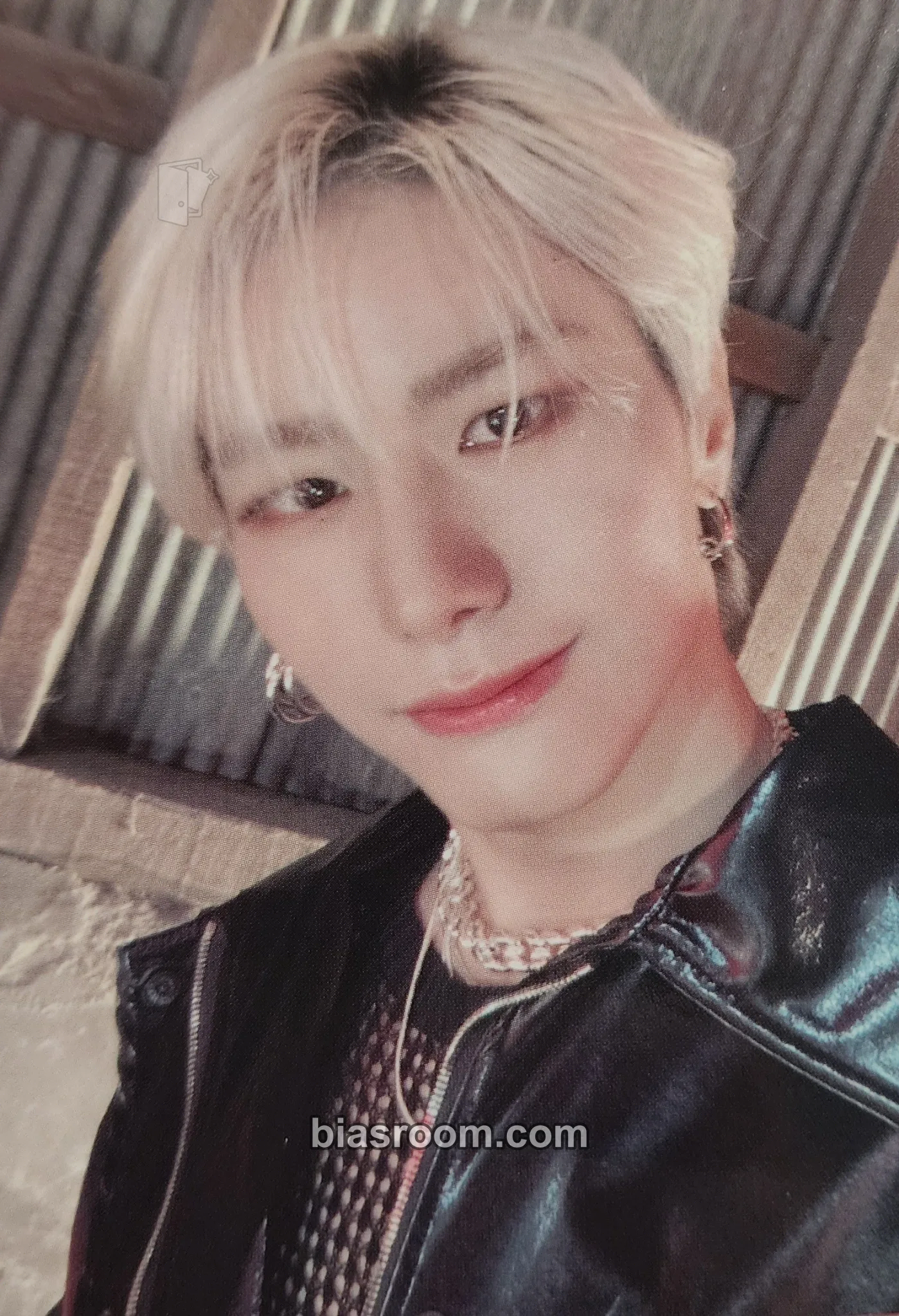Seungsik ALICE JAPAN Anniversary (1st, 2nd) Photocard - VICTON - VICTON K-pop photocard