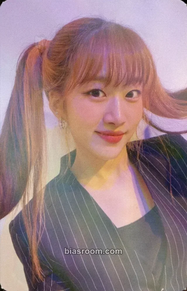 Yunseul IRRIS Wanna Know K-pop photocard
