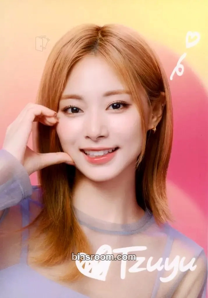 Tzuyu TWICE x FamilyMart Photocard - TWICE - TWICE K-pop photocard