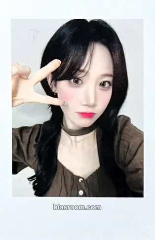 Nakyoung Performante Photocard - tripleS - tripleS K-pop photocard
